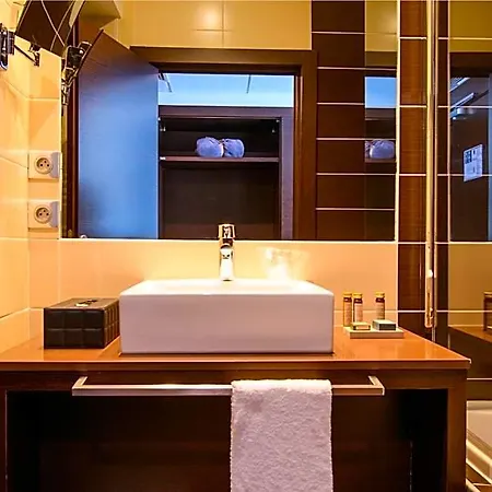 Hotel Hype 3*