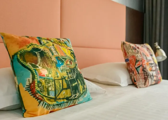 海普酒店 比斯卡罗斯