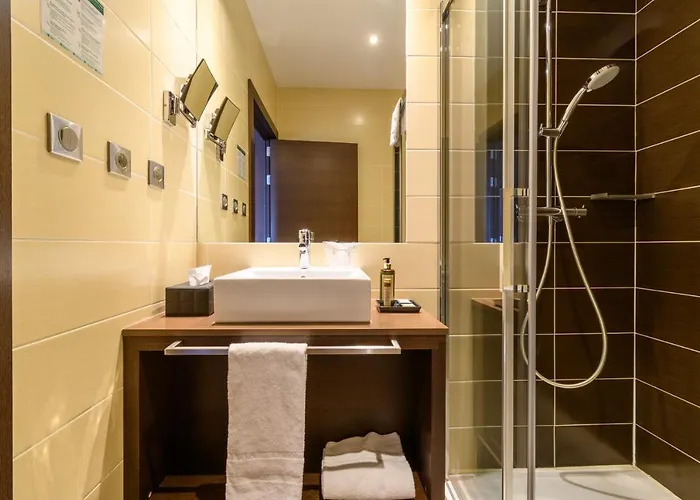 فندق هايب 3*